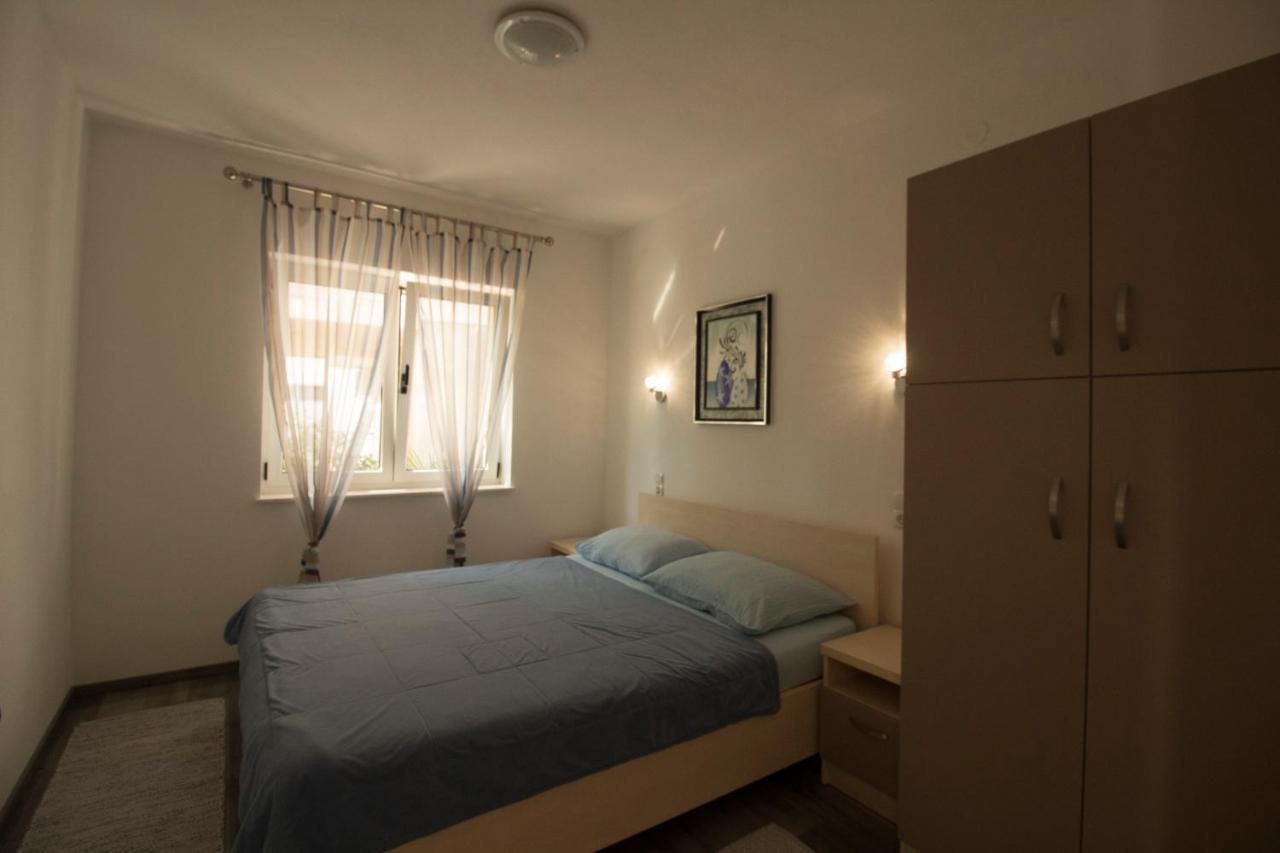 Apartmani Ana Juricev Vodice Водице Екстериор снимка