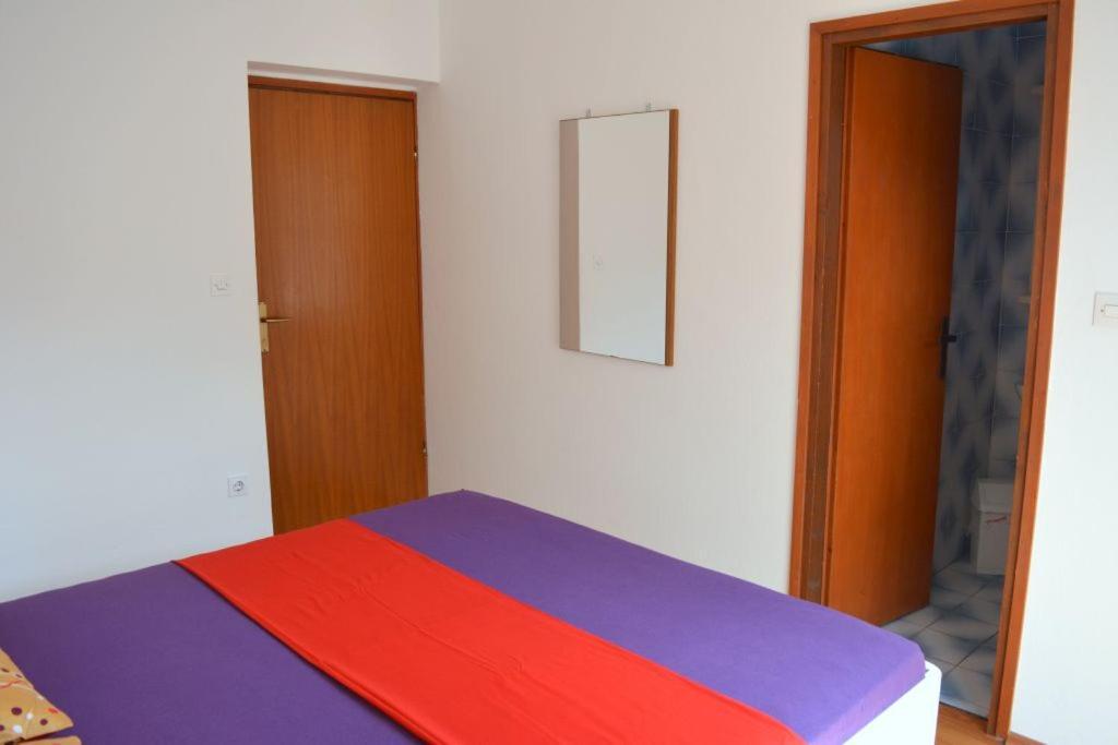 Apartmani Ana Juricev Vodice Водице Екстериор снимка