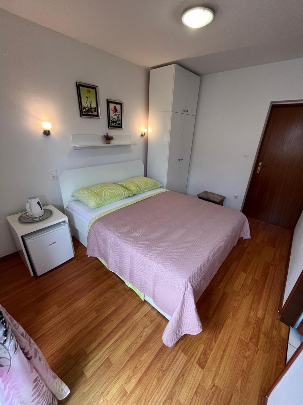 Apartmani Ana Juricev Vodice Водице Екстериор снимка
