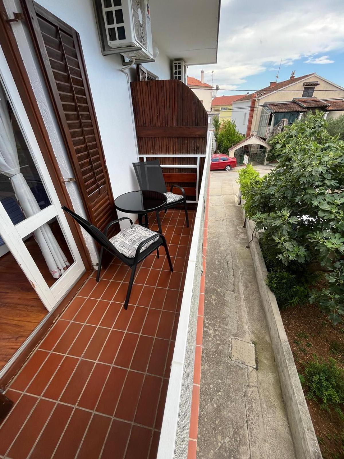 Apartmani Ana Juricev Vodice Водице Екстериор снимка