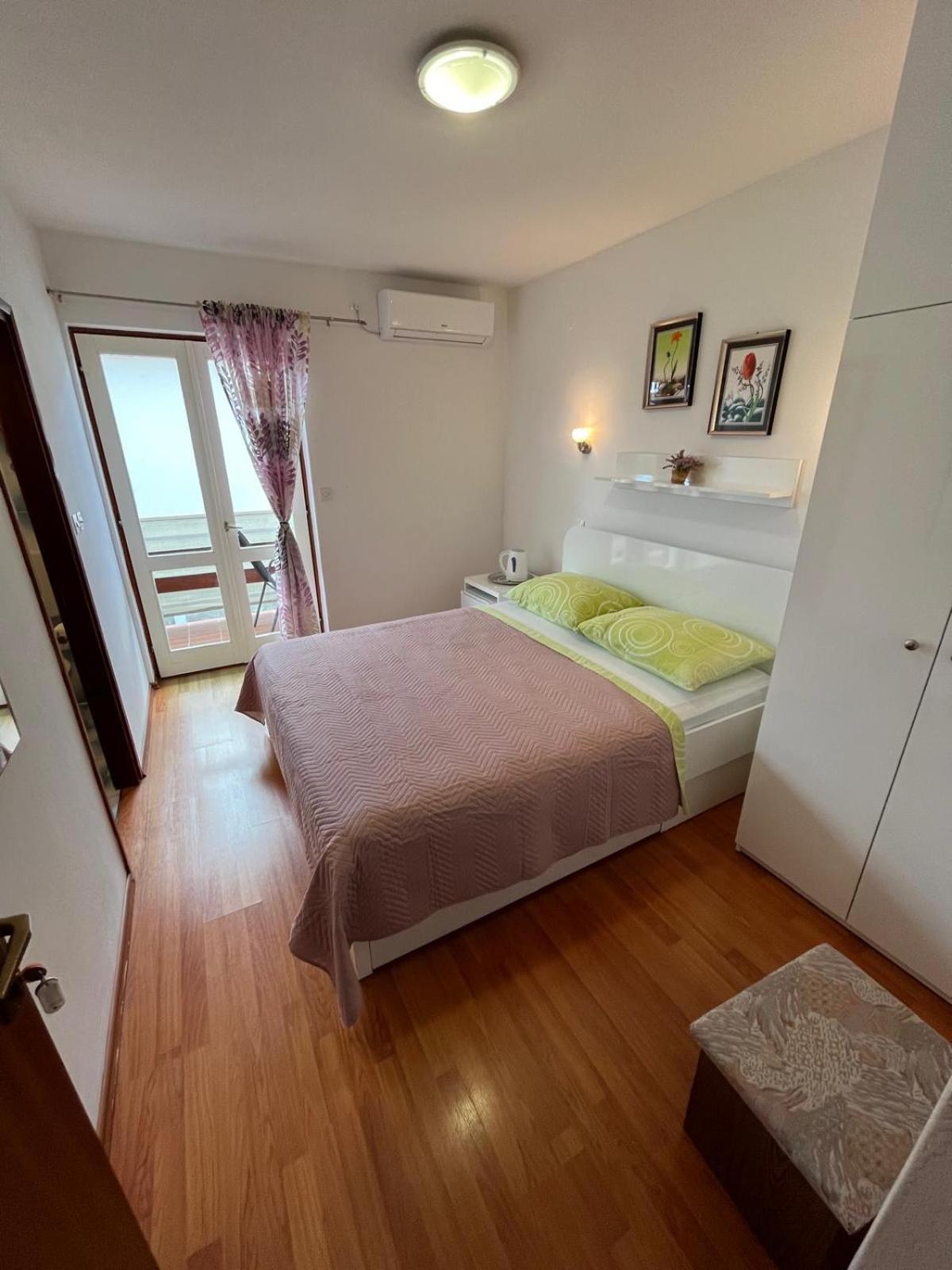 Apartmani Ana Juricev Vodice Водице Екстериор снимка