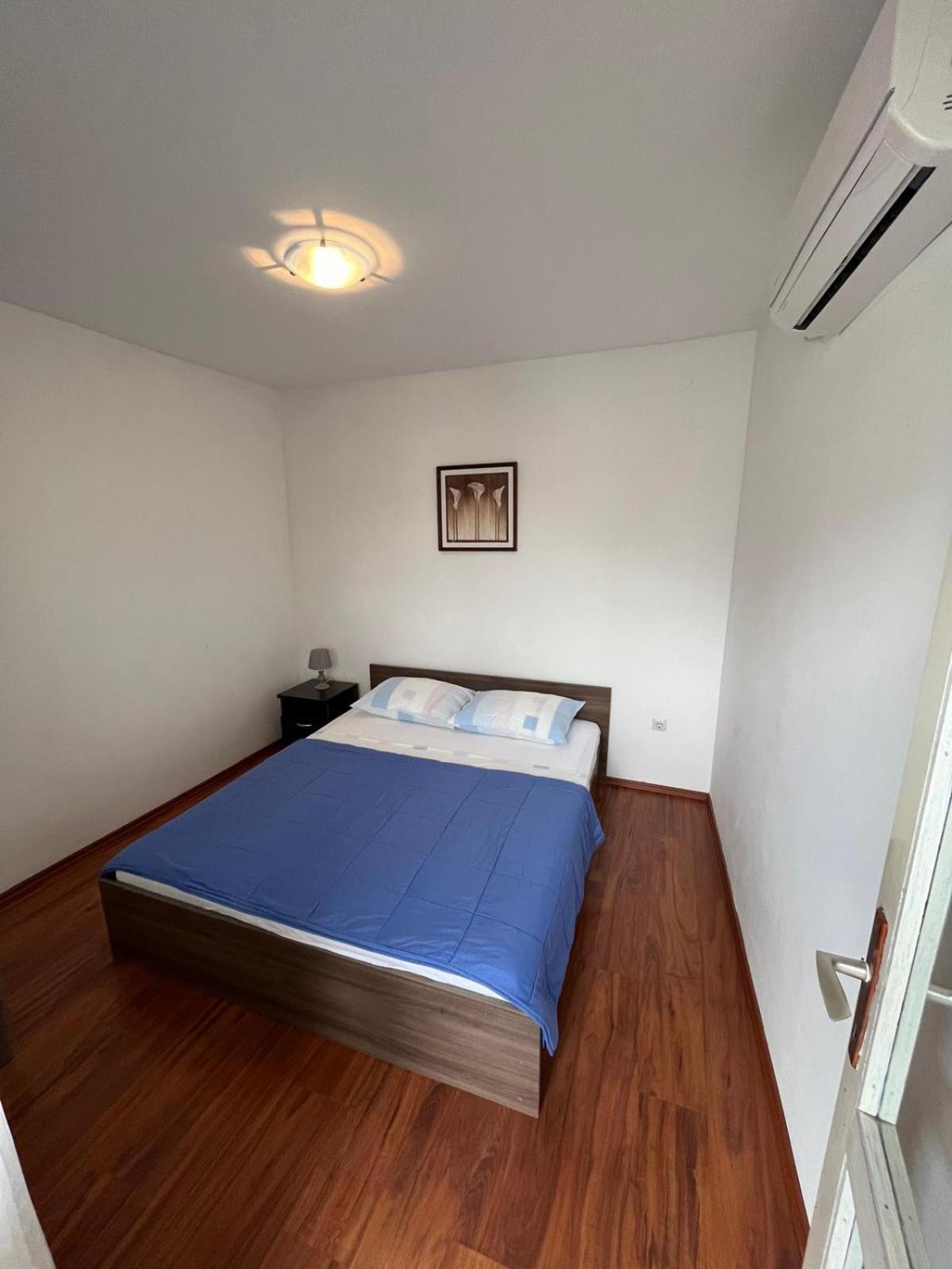Apartmani Ana Juricev Vodice Водице Екстериор снимка