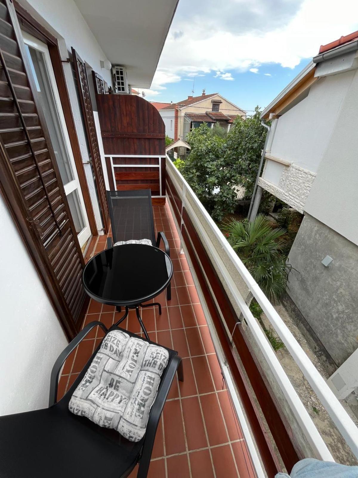Apartmani Ana Juricev Vodice Водице Екстериор снимка