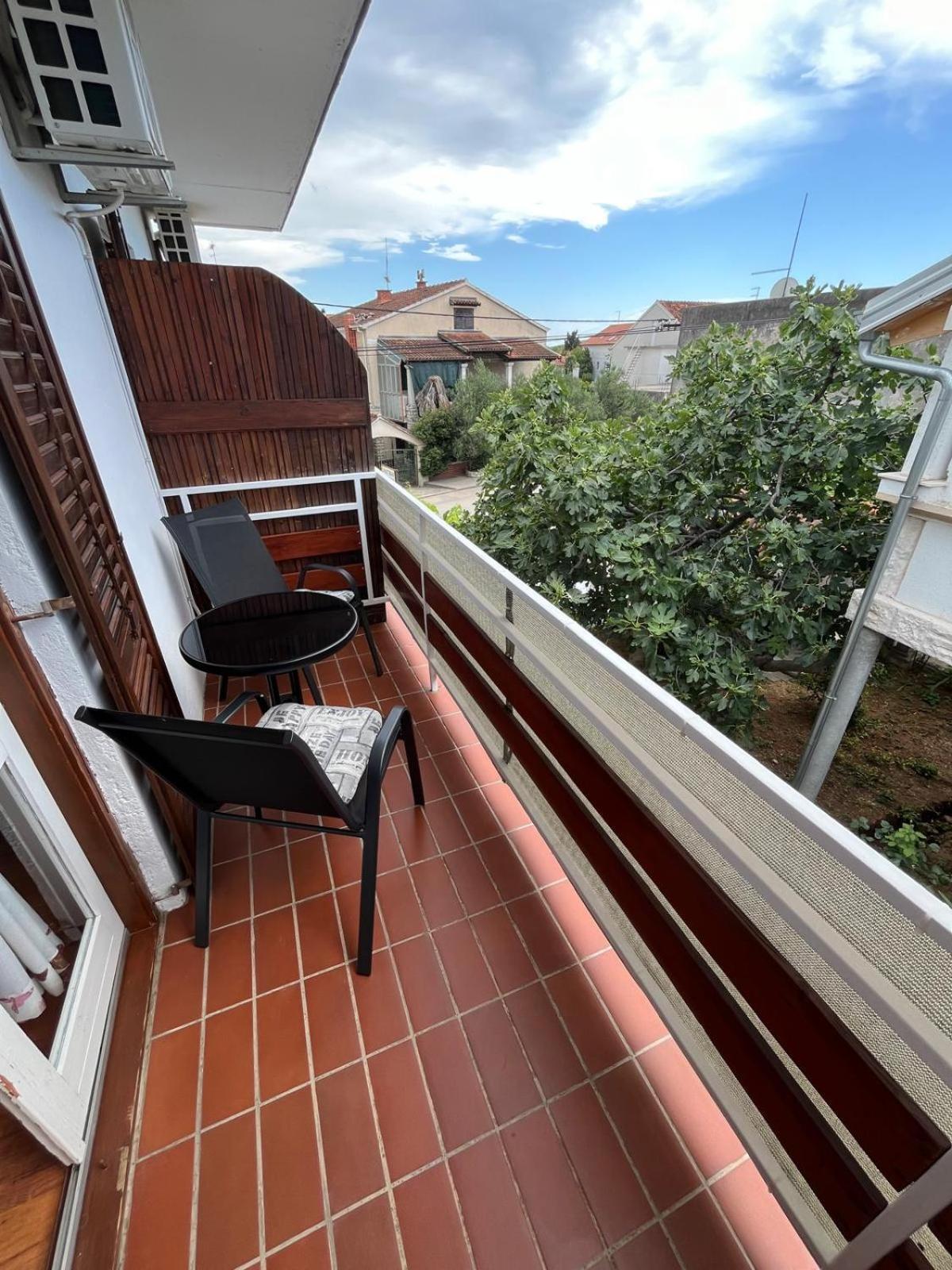 Apartmani Ana Juricev Vodice Водице Екстериор снимка