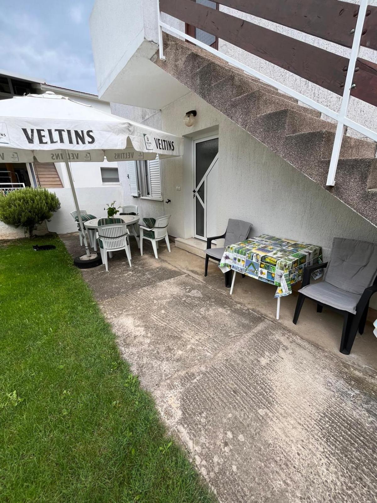 Apartmani Ana Juricev Vodice Водице Екстериор снимка